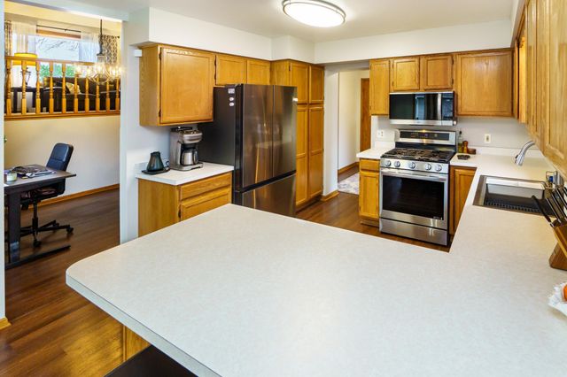 8352 168th Street W, Lakeville, MN 55044