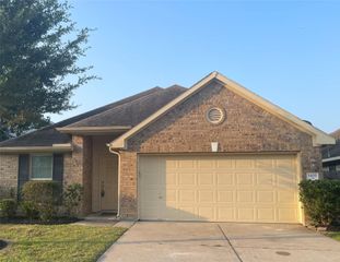 1406 Stone Bluff Drive, Houston, TX 77073