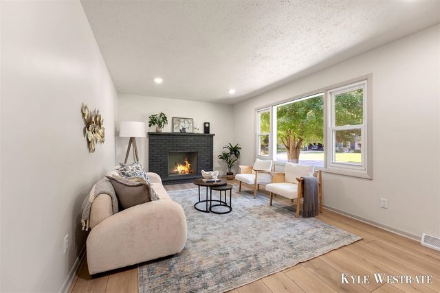 8184 E Chester Avenue, Byron Center, MI 49315