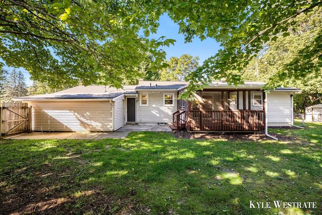 8184 E Chester Avenue, Byron Center, MI 49315