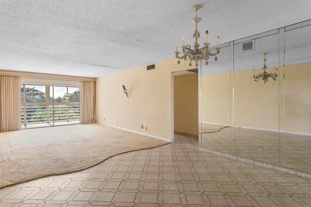 2502 Antigua Terrace F4, Coconut Creek, FL 33066