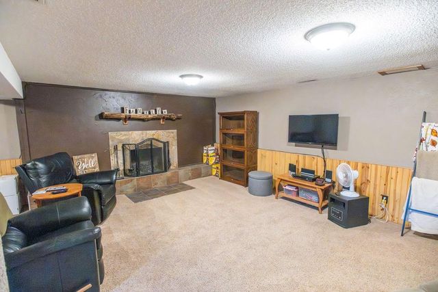 1406 Northfield Park Boulevard, Warrensburg, MO 64093