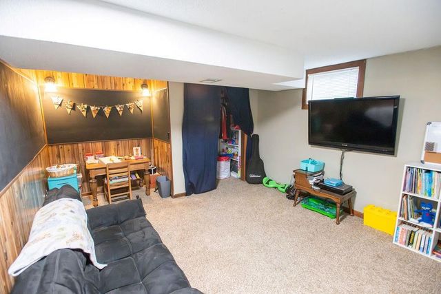 1406 Northfield Park Boulevard, Warrensburg, MO 64093