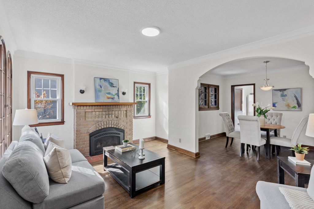 620 Upton Avenue S, Minneapolis, MN 55405