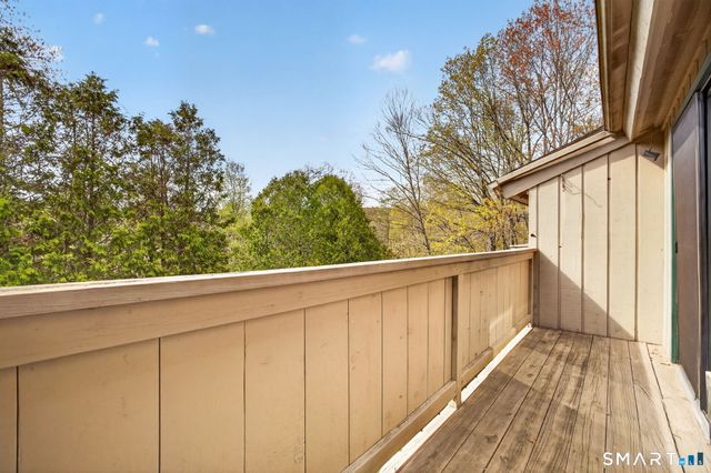44 Mohawk Trail 44, Guilford, CT 06437