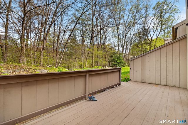 44 Mohawk Trail 44, Guilford, CT 06437
