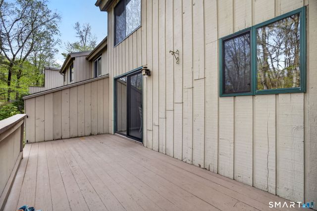 44 Mohawk Trail 44, Guilford, CT 06437
