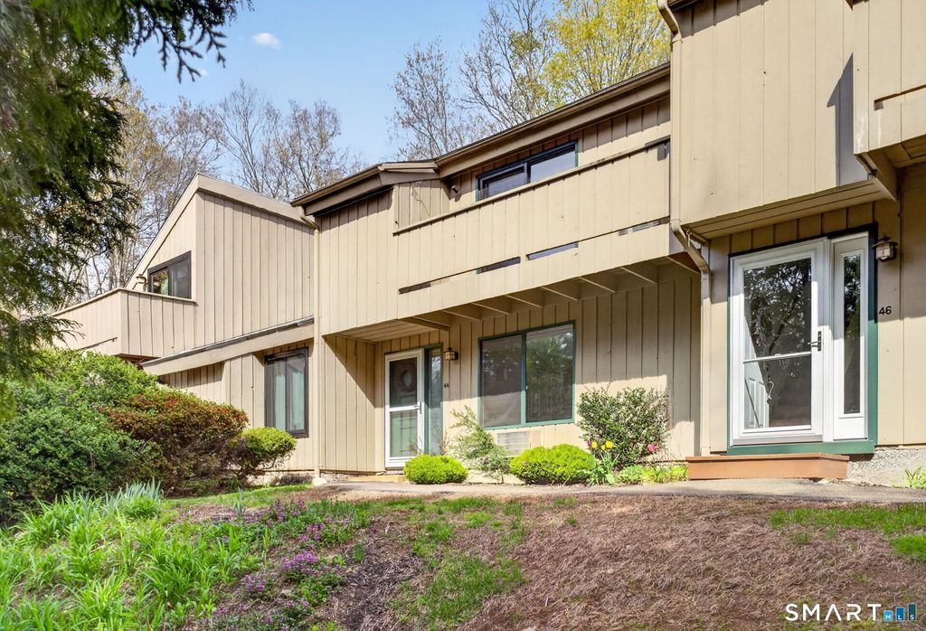 44 Mohawk Trail 44, Guilford, CT 06437
