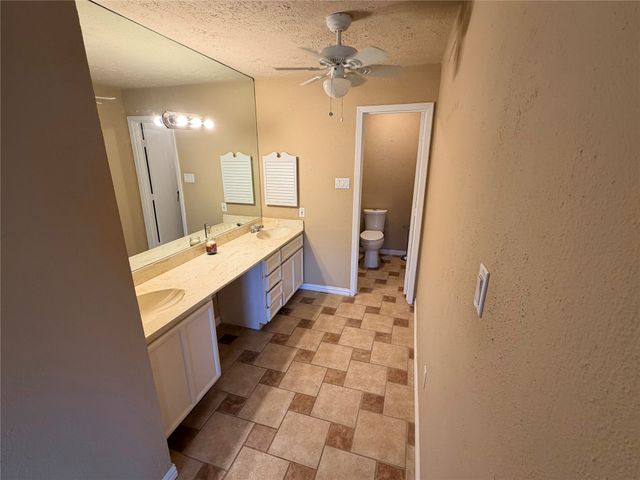 2051 Embassy Way, Carrollton, TX 75006