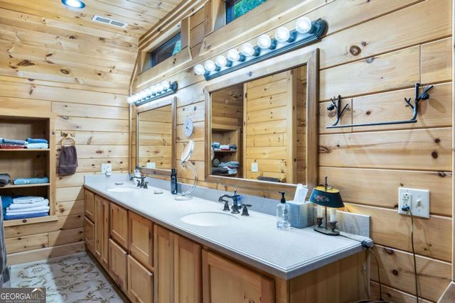 3383 Indian Springs Drive, Hiawassee, GA 30546