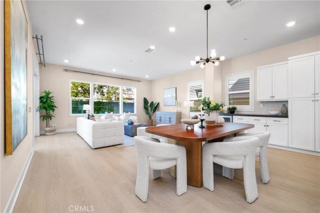 79 Pelican, Irvine, CA 92618