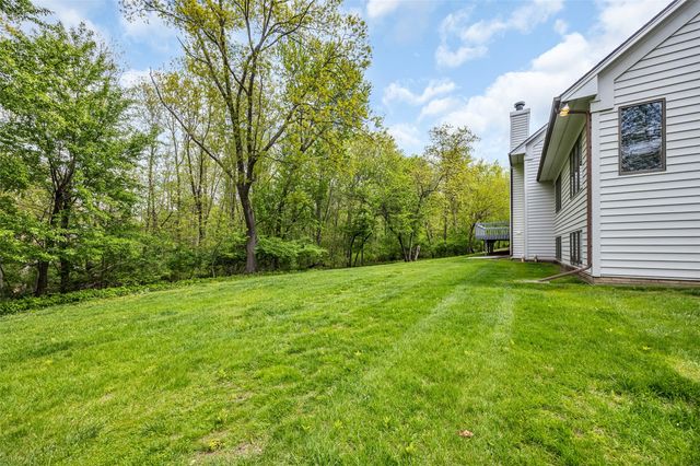 4850 Autumn Drive NE, Cedar Rapids, IA 52411