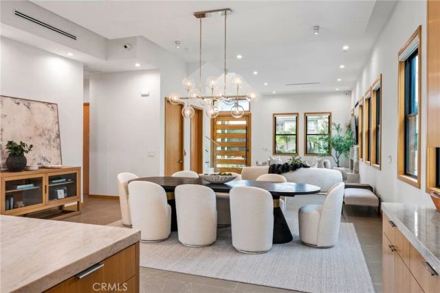 1828 Pine Street, Huntington Beach, CA 92648