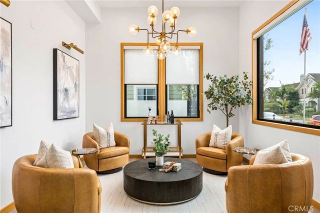 1828 Pine Street, Huntington Beach, CA 92648