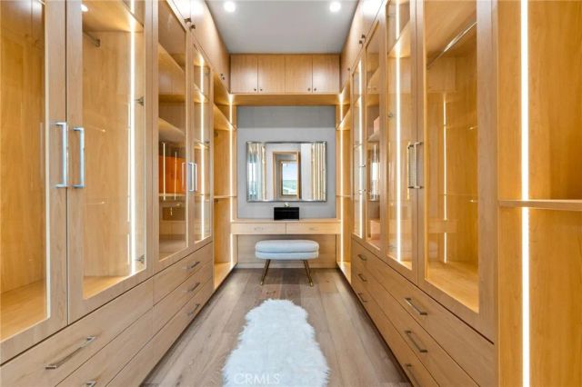 1828 Pine Street, Huntington Beach, CA 92648