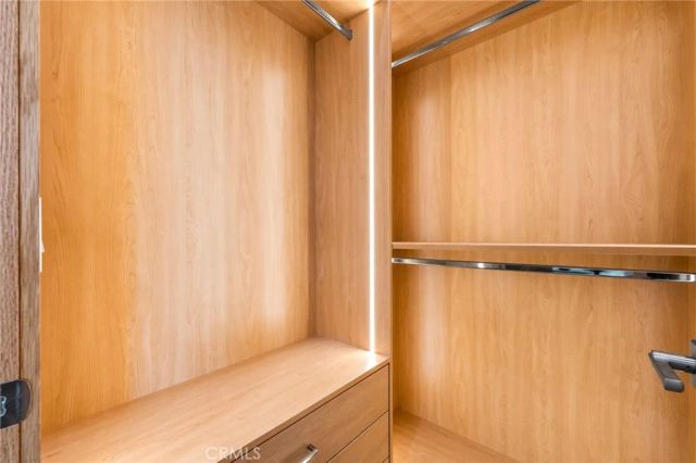 1828 Pine Street, Huntington Beach, CA 92648