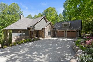20 Fernridge Court, Flat Rock, NC 28731