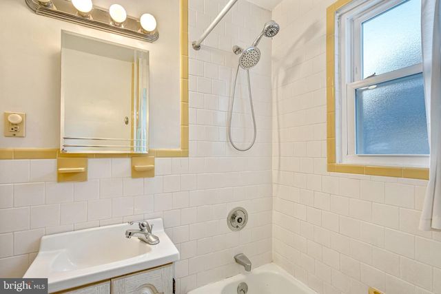 2528 HILLCREST AVE, Parkville, MD 21234