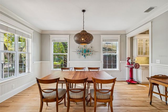 2601 W MORRISON AVENUE, Tampa, FL 33629