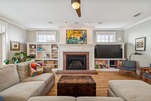 2601 W MORRISON AVENUE, Tampa, FL 33629