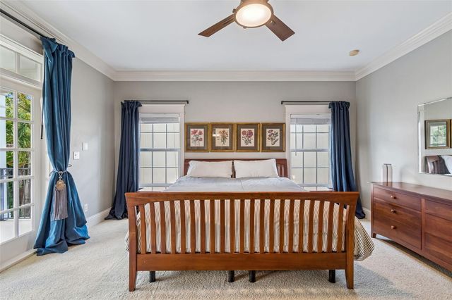 2601 W MORRISON AVENUE, Tampa, FL 33629