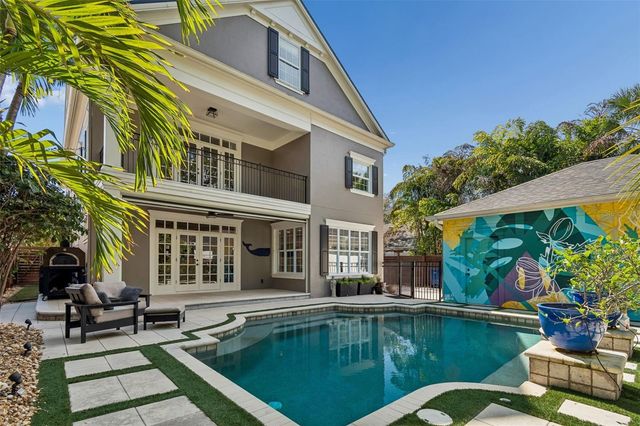 2601 W MORRISON AVENUE, Tampa, FL 33629