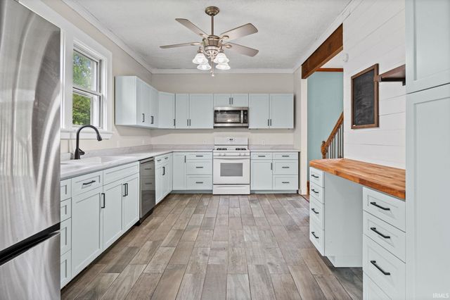 281 Washington Street, Dayton, IN 47941