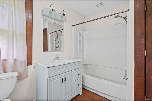 281 Washington Street, Dayton, IN 47941