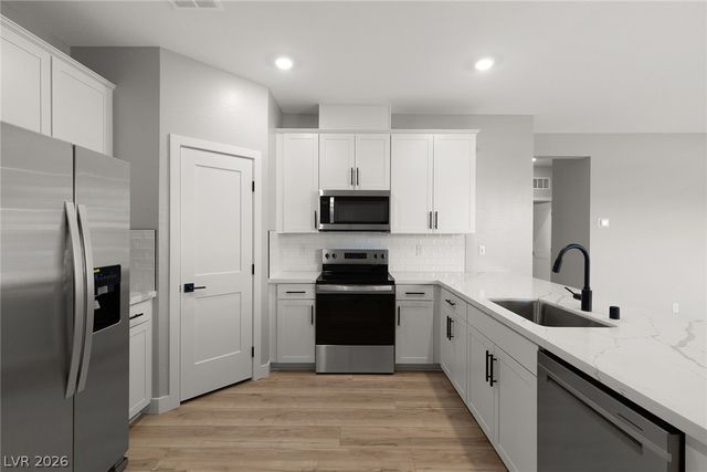 4524 Cave Lake Avenue, North Las Vegas, NV 89032