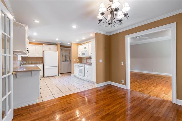 6628 Windvane Point, Clermont, GA 30527