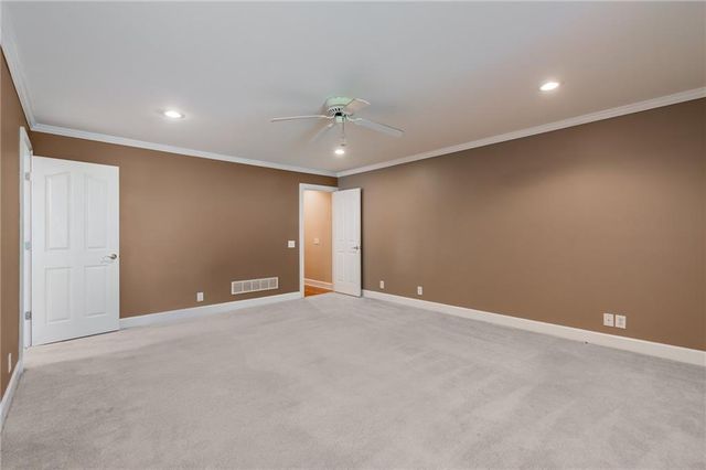 6628 Windvane Point, Clermont, GA 30527