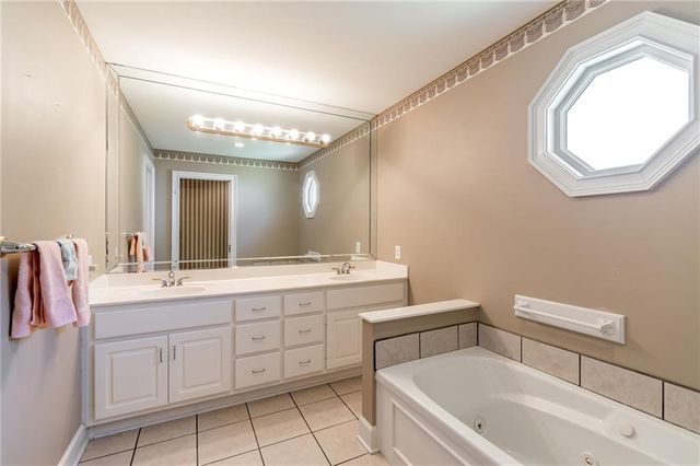 6628 Windvane Point, Clermont, GA 30527