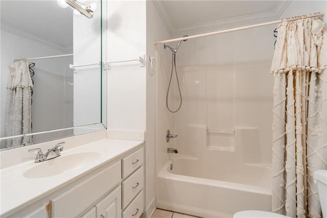 6628 Windvane Point, Clermont, GA 30527