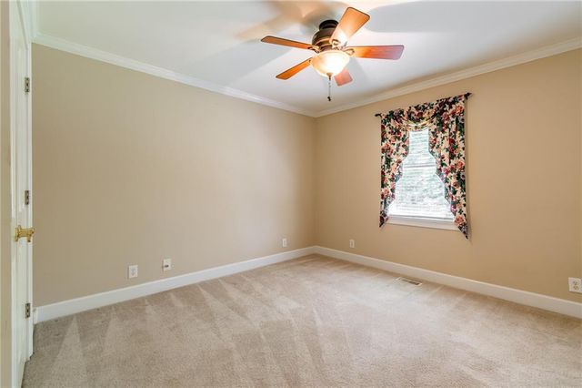 6628 Windvane Point, Clermont, GA 30527