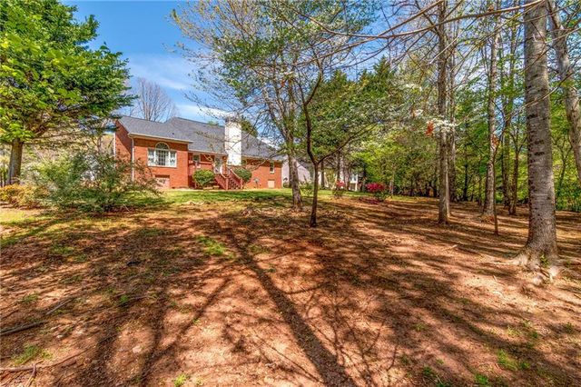 6628 Windvane Point, Clermont, GA 30527