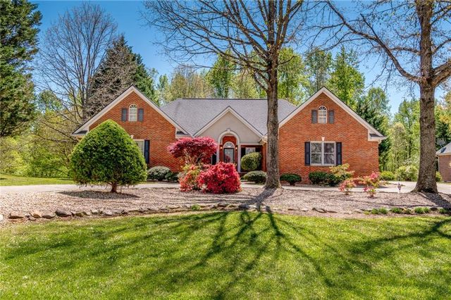 6628 Windvane Point, Clermont, GA 30527