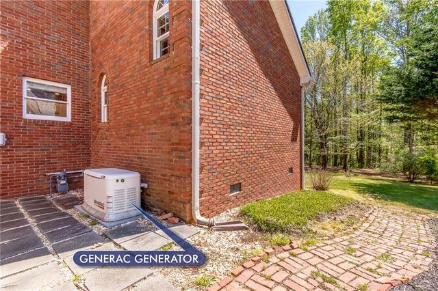 6628 Windvane Point, Clermont, GA 30527
