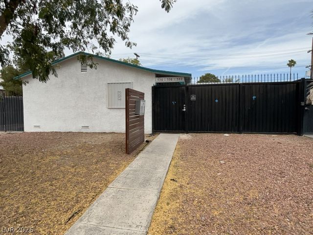 536 South 11th Street 1, Las Vegas, NV 89101