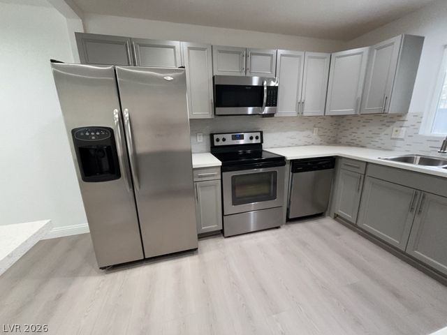 536 South 11th Street 1, Las Vegas, NV 89101