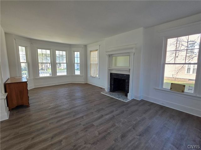 2505 Genesee Street, Utica, NY 13501