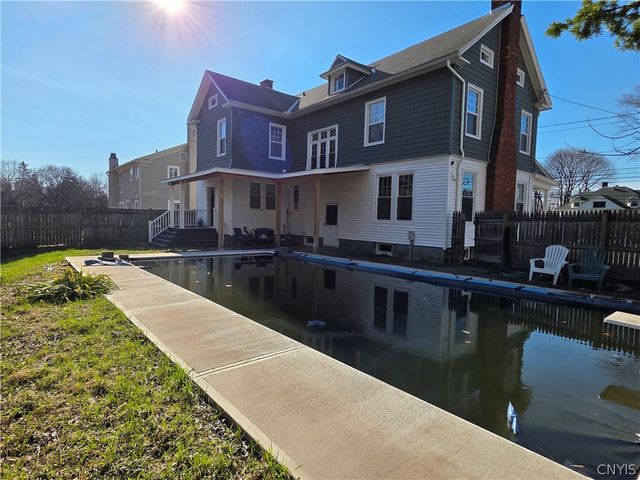 2505 Genesee Street, Utica, NY 13501
