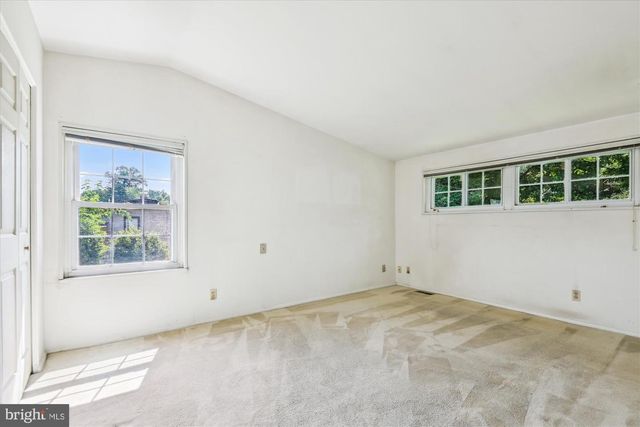 2907 LIGHTFOOT DR, Baltimore, MD 21209