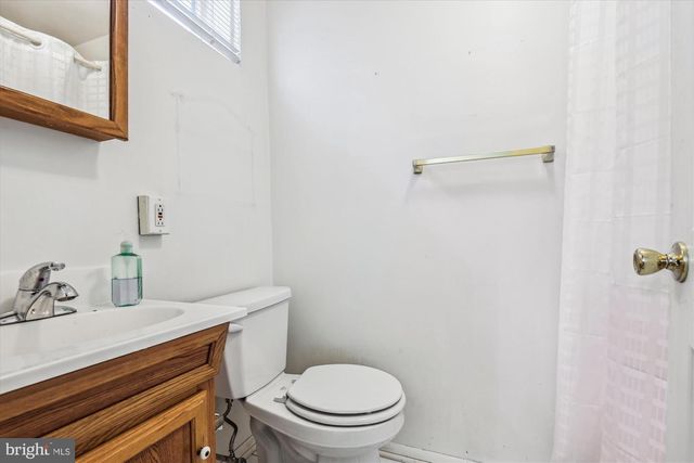 2907 LIGHTFOOT DR, Baltimore, MD 21209