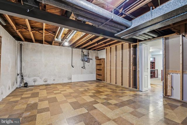 2907 LIGHTFOOT DR, Baltimore, MD 21209