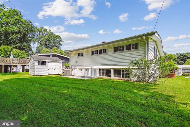 2907 LIGHTFOOT DR, Baltimore, MD 21209