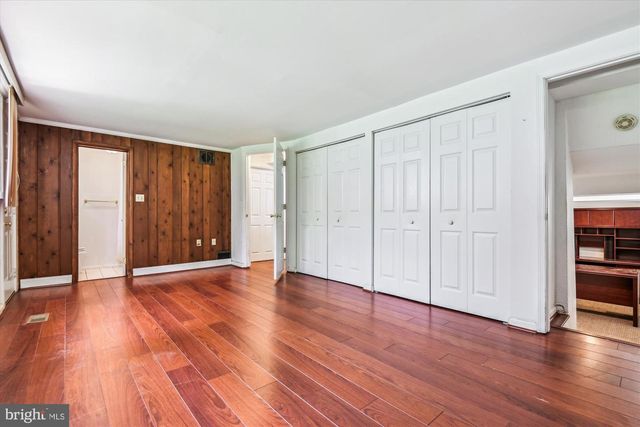 2907 LIGHTFOOT DR, Baltimore, MD 21209