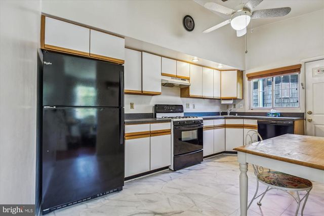 2907 LIGHTFOOT DR, Baltimore, MD 21209