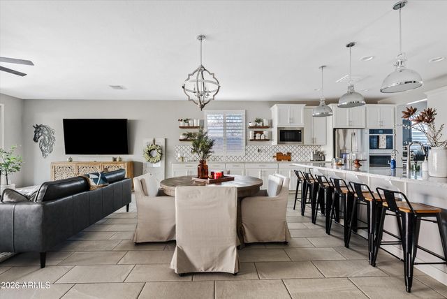 9636 W DONALD Drive, Peoria, AZ 85383