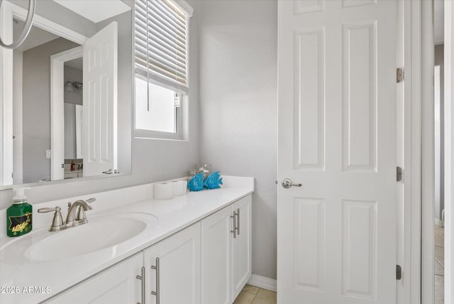 9636 W DONALD Drive, Peoria, AZ 85383