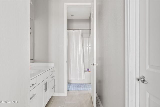 9636 W DONALD Drive, Peoria, AZ 85383